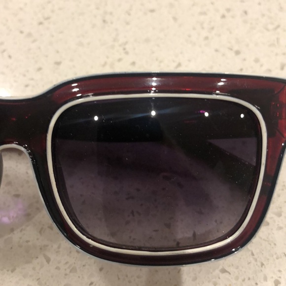 Maroon sunglasses with white trim A.J. Morgan - Picture 2 of 6